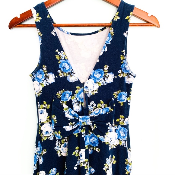 ❤️SOLD ❤️ Forever 21 | Blue Floral Swing Dress - Picture 4 of 6